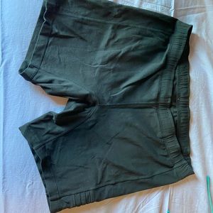 Men’s lululemon yoga short